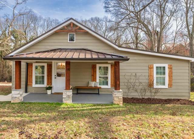 Property at 1217 Mize Rd, Toccoa, GA 30577, 2 beds, 2 baths