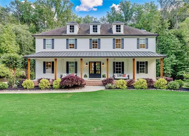 Property at 650 Jones Rd, Roswell, GA 30075, 7 beds, 7 baths