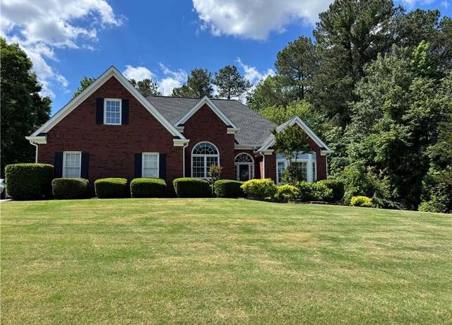 Property at 4530 Bogan Gates Dr, Buford, GA 30519, 4 beds, 3 baths