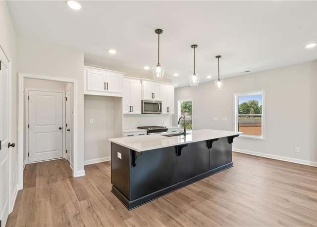 Property at 4523 Moray Dr, Mableton, GA 30126, 3 beds, 2.5 baths