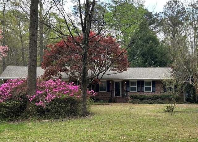 Property at 501 Bridlepath Ln, Peachtree City, GA 30269, 3 beds, 2 baths