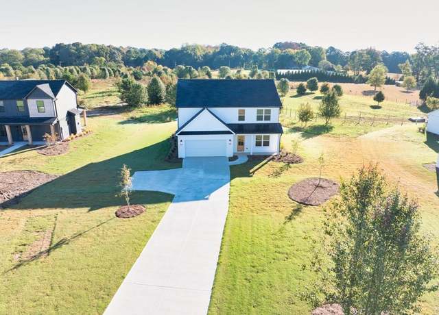 Property at 3555 New Hope Rd, Dacula, GA 30019, 4 beds, 2.5 baths
