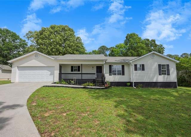 Property at 143 Coker Dr, Chatsworth, GA 30705, 3 beds, 2 baths