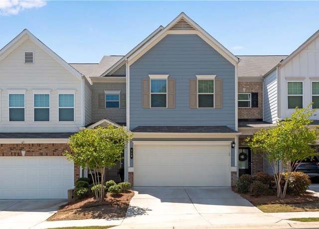 Property at 218 Jordan Dr, Woodstock, GA 30188, 3 beds, 2.5 baths