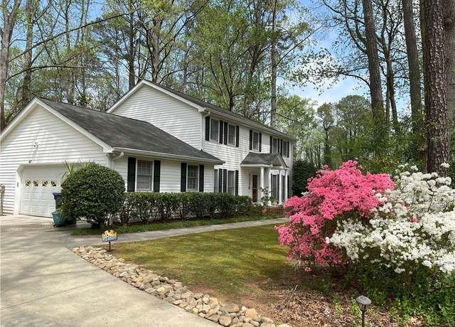 Property at 2451 Old Sewell Rd, Marietta, GA 30068, 4 beds, 3 baths