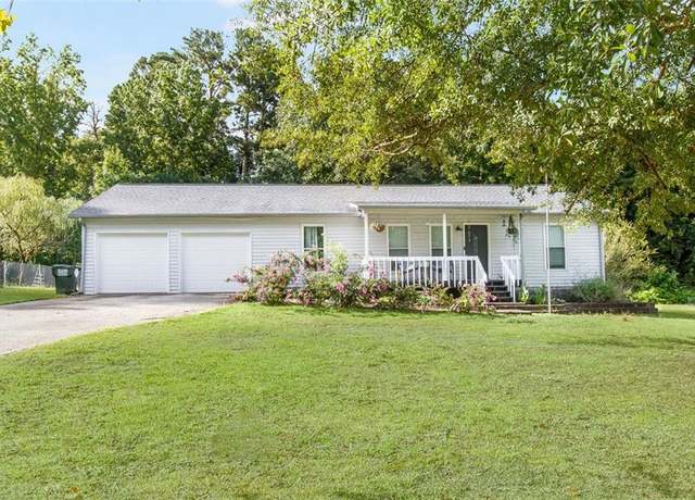 Property at 237 Mona Pl, Dallas, GA 30132, 3 beds, 2 baths