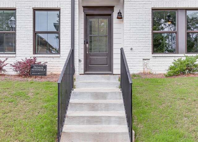 Property at 2428 Lakeshore Ln SE, Atlanta, GA 30316, 3 beds, 2.5 baths