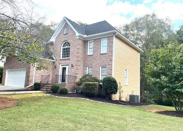 Property at 221 Larkshyre Trl, Lawrenceville, GA 30043, 6 beds, 3.5 baths