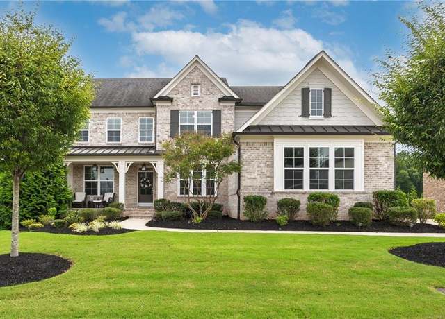 Property at 220 Briar Hollow Ln, Woodstock, GA 30188, 5 beds, 4 baths