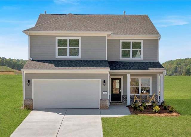 Property at 102 Lavender Cir, Calhoun, GA 30701, 5 beds, 3 baths