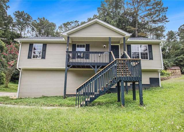 Property at 870 Eagles Nest Cir, Carrollton, GA 30116, 3 beds, 2 baths