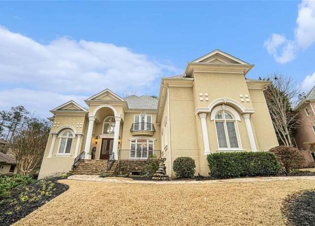 Property at 4040 Annecy Dr, Atlanta, GA 30331, 6 beds, 6.5 baths