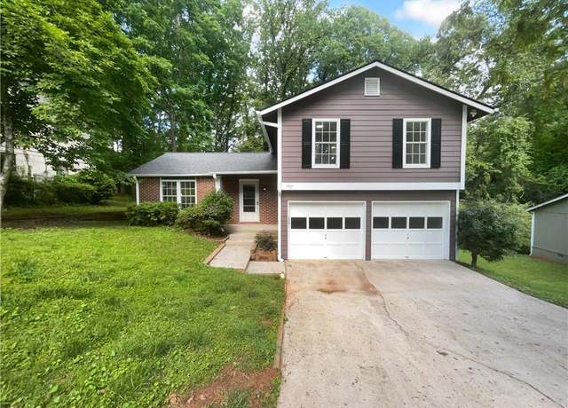 Property at 4504 Cedar Ridge Trl, Stone Mountain, GA 30083, 3 beds, 2 baths