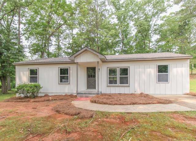Property at 330 Stonehenge Way, Athens, GA 30606, 4 beds, 2 baths