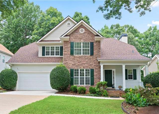 Property at 91 Medallion Park, Newnan, GA 30265, 5 beds, 3.5 baths