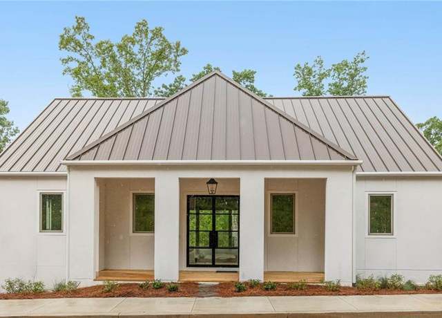 Property at 1064 Lupo Loop, Chattahoochee Hills, GA 30268, 4 beds, 4.5 baths