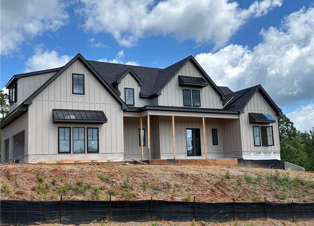 Property at 1089 Mount Carmel Church Ln, Canton, GA 30114, 4 beds, 3.5 baths