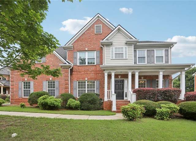 Property at 112 Tara Blvd, Loganville, GA 30052, 4 beds, 2.5 baths
