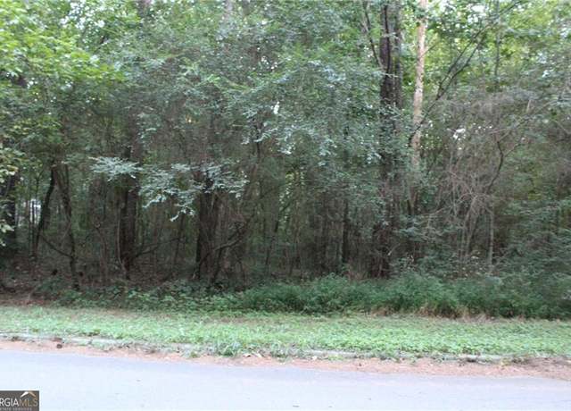 Property at 5743 Tunbridge Wells Rd, Lithonia, GA 30058