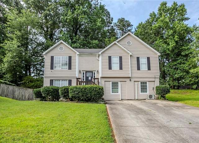 Property at 3671 Raiders Ridge Dr, Lithonia, GA 30038, 6 beds, 2.5 baths