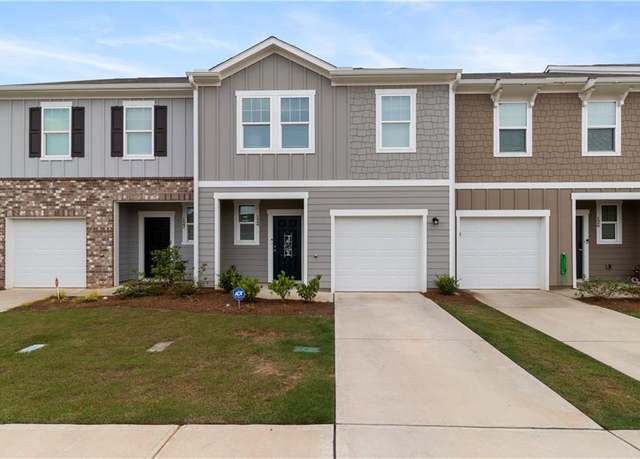 Property at 124 Saginaw Ct, Locust Grove, GA 30248, 3 beds, 2.5 baths