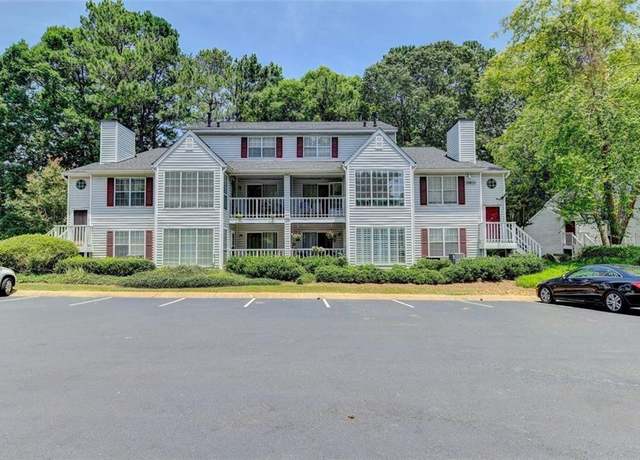 Property at 518 Glenleaf Dr, Peachtree Corners, GA 30092, 2 beds, 2 baths