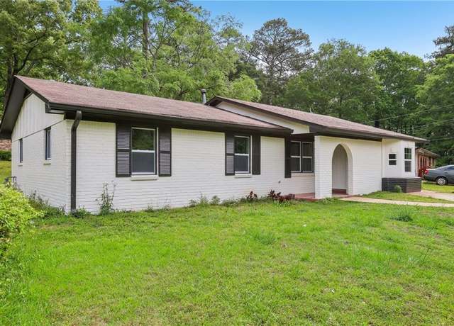 Property at 2744 Preston Dr, Decatur, GA 30034, 4 beds, 2 baths