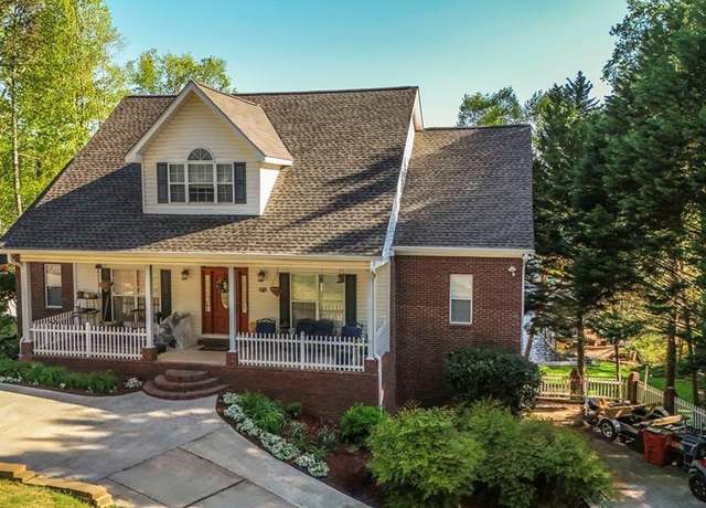 Property at 1103 Magnolia Dr, Villa Rica, GA 30180, 6 beds, 4 baths