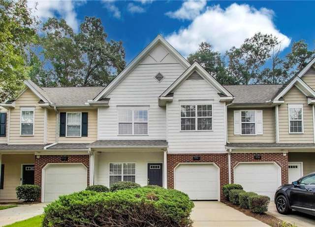 Property at 994 Pike Forest Dr, Lawrenceville, GA 30045, 3 beds, 2.5 baths