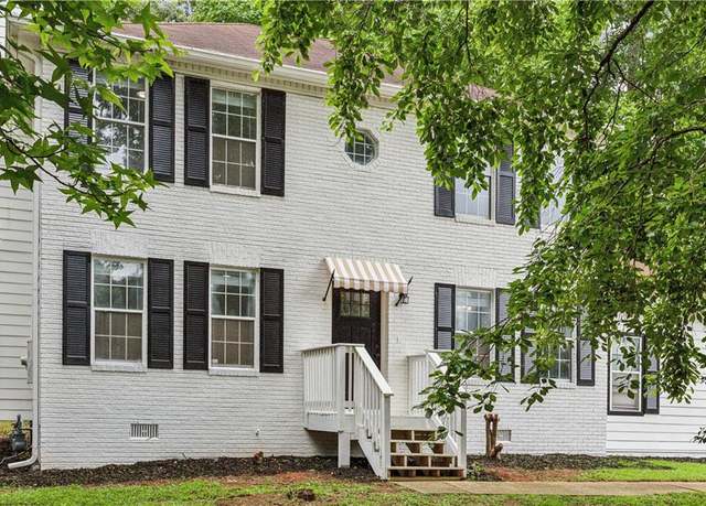 Property at 2201 Logan Dr, Jonesboro, GA 30236, 3 beds, 2.5 baths