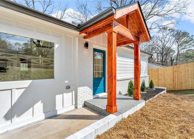 Property at 926 Natham Dr, Atlanta, GA 30315, 3 beds, 2 baths