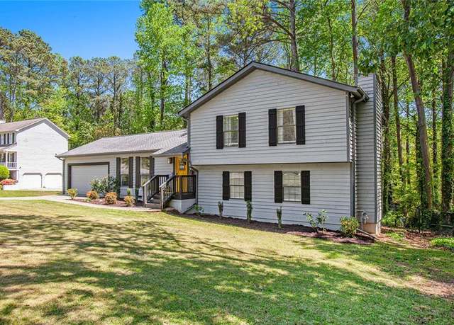 Property at 2022 Ramblewood Ct NE, Marietta, GA 30062, 4 beds, 3 baths