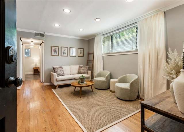 Property at 880 Glendale Ter NE #9, Atlanta, GA 30308, 1 bed, 1 bath