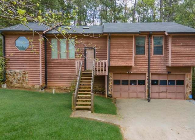 Property at 4020 Cranwood Dr, Atlanta, GA 30349, 3 beds, 2 baths