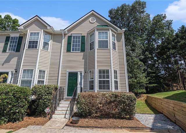 Property at 4718 Poplar Ridge Ct, Oakwood, GA 30566, 2 beds, 2.5 baths