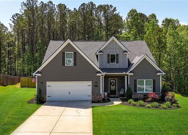 Property at 1668 Carriage Ct, Monroe, GA 30656, 1 bed, 2 baths