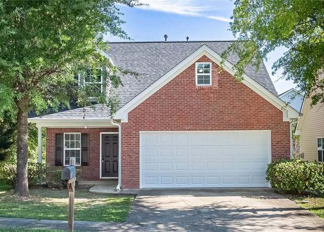 Property at 2 Belmont Park Dr, Newnan, GA 30263, 4 beds, 2.5 baths