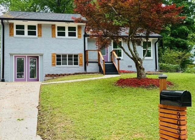 Property at 3034 Barksdale Cir, Atlanta, GA 30344, 4 beds, 2 baths