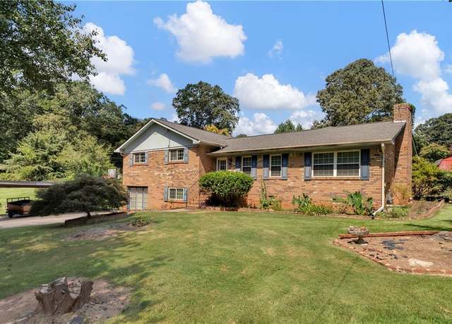 Property at 1035 Cherokee Trl, Woodstock, GA 30189, 3 beds, 2 baths