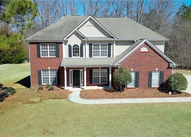Property at 30 Barbara Ct, Fayetteville, GA 30215, 5 beds, 3 baths