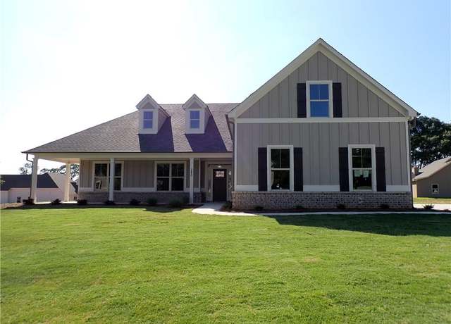 Property at 280 Camden Loop, Jefferson, GA 30549, 4 beds, 3.5 baths