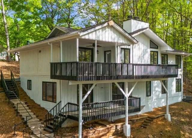 Property at 2945 Thompson Mill Rd, Gainesville, GA 30506, 5 beds, 3 baths