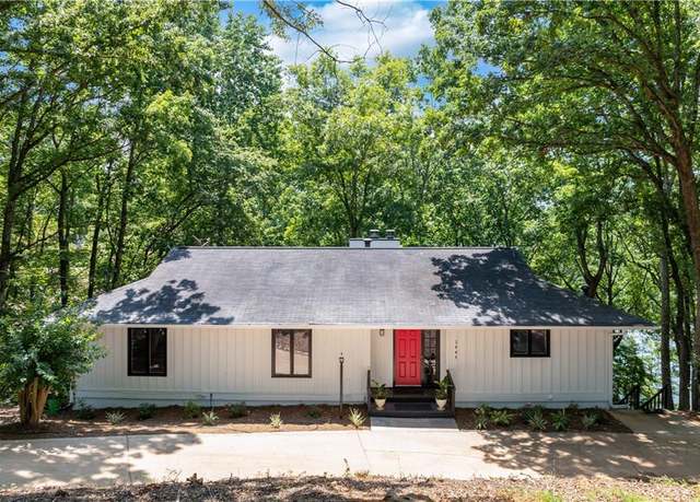 Property at 2945 Thompson Mill Rd, Gainesville, GA 30506, 5 beds, 3 baths