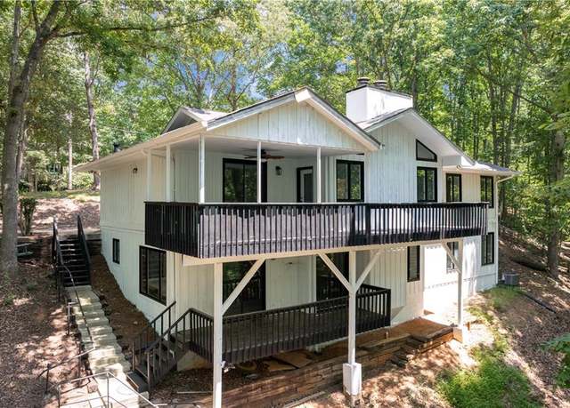 Property at 2945 Thompson Mill Rd, Gainesville, GA 30506, 5 beds, 3 baths