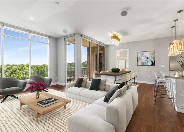 Property at 1820 Peachtree St NW #804, Atlanta, GA 30309, 2 beds, 2.5 baths