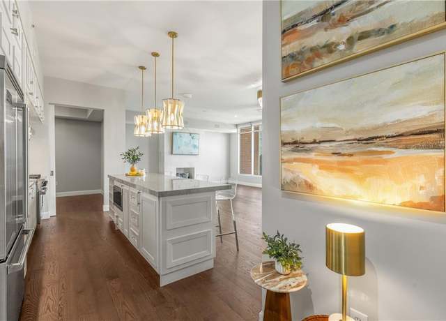 Property at 1820 Peachtree St NW #804, Atlanta, GA 30309, 2 beds, 2.5 baths