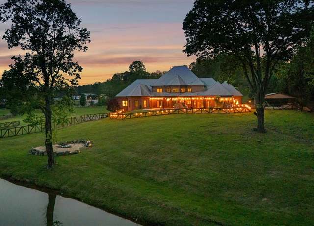 Property at 1580 Loving Rd, Morganton, GA 30560, 6 beds, 4.5 baths