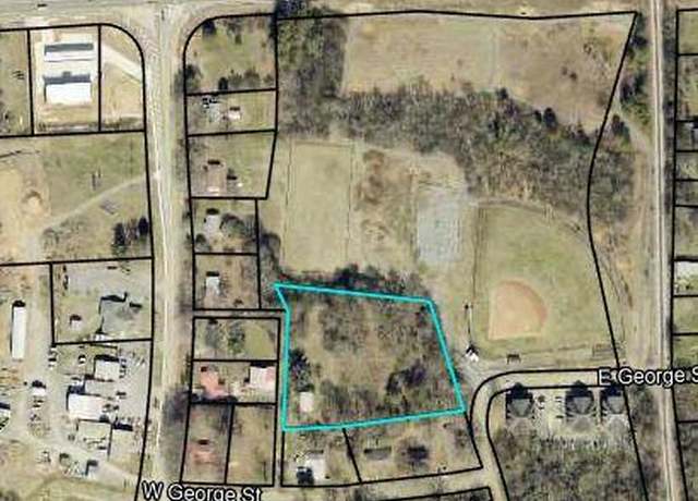 Property at 102 Jackson St, Adairsville, GA 30103, 2 beds, 1 bath
