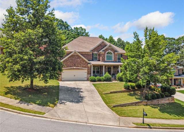 Property at 4465 Saint Andrews Crest Dr, Cumming, GA 30040, 5 beds, 4 baths