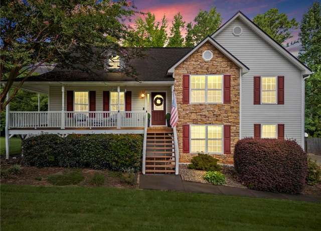 Property at 10 Alexandria Ln, Dallas, GA 30132, 3 beds, 2 baths